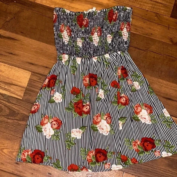 Feathers Women Party Stripes Strapless Floral Dress size small - Picture 1 of 5